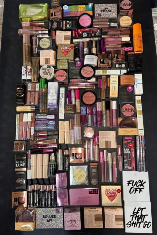 paca de 150 cosmeticos revolution