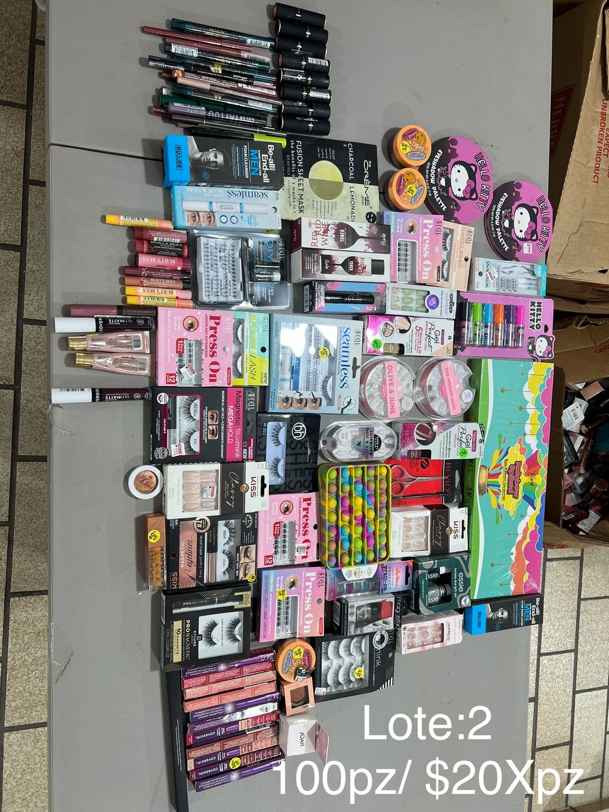 Lote #2 de Cosméticos en Liquidación – 100 Piezas Surtidas