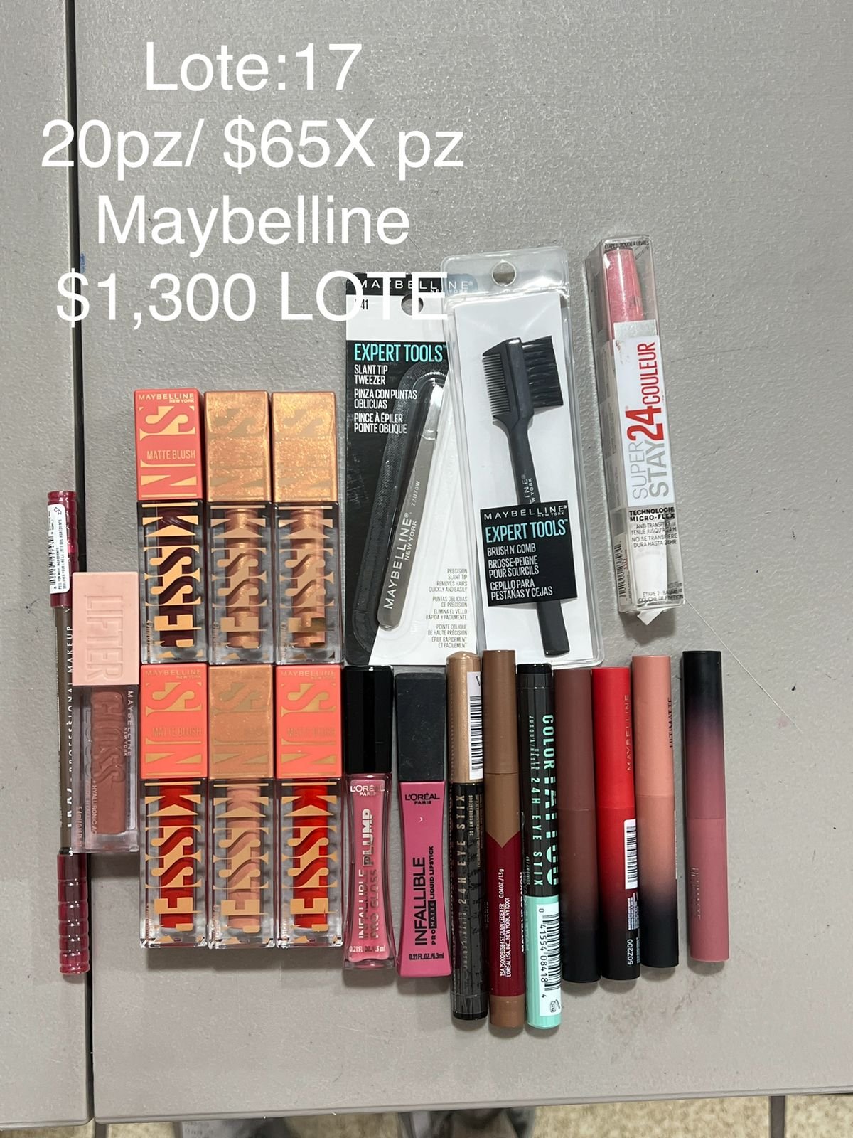 Lote #17 de Maquillaje en Liquidación – 20 Piezas Surtidas