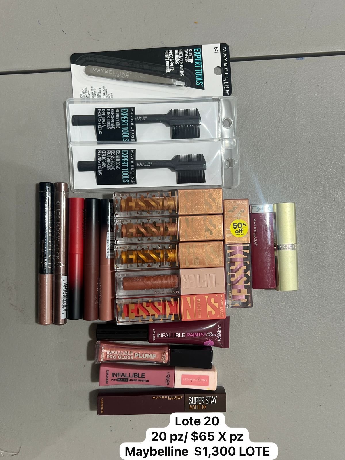 Lote #20 Maybelline y Maquillaje Surtido – 20 Piezas
